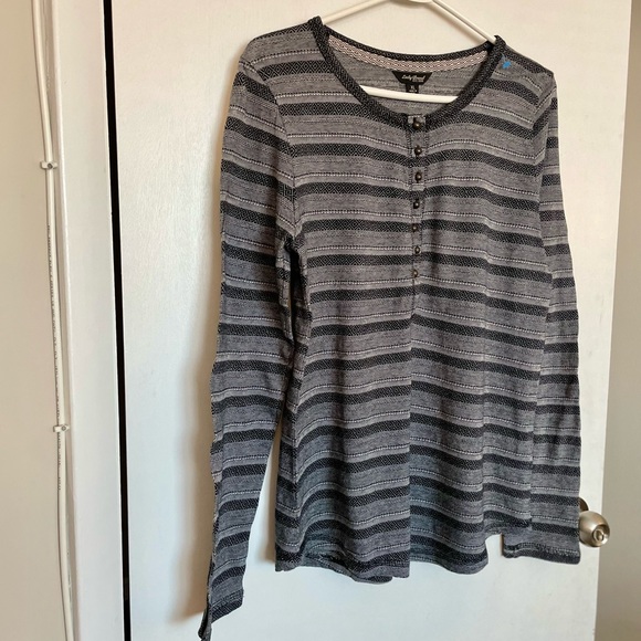 Lucky Brand Soft Ikat Henley - Size XL - Picture 2 of 10